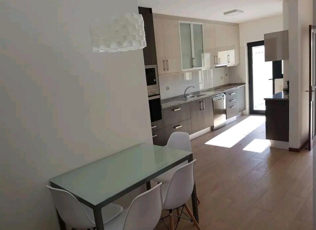 Vivenda Junto Ao Mar Villa Миндело Екстериор снимка